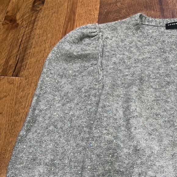 Generation Live Woman’s Sparkle Sweater Size XS - Picture 4 of 6